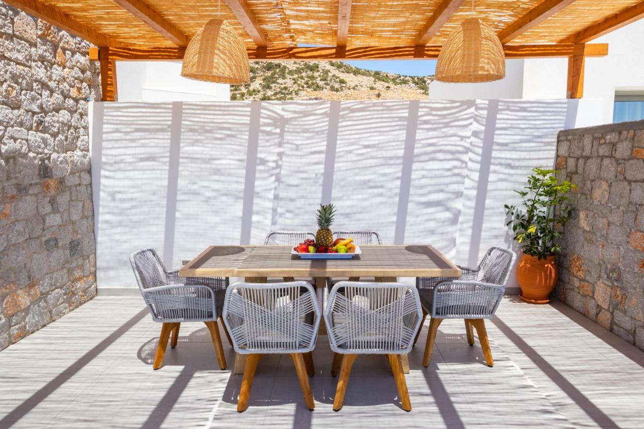 Aros Luxury Villas Lakki  Bagian luar foto