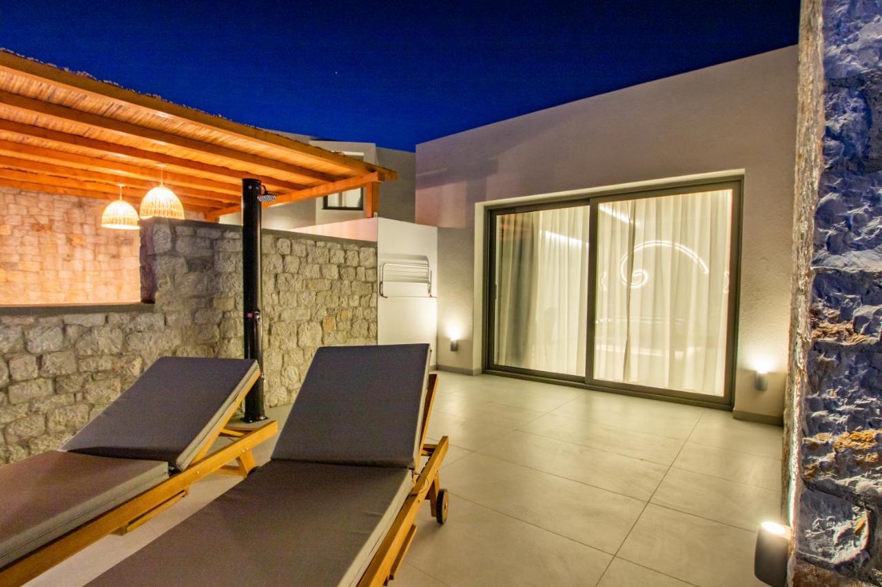 Aros Luxury Villas Lakki  Bagian luar foto
