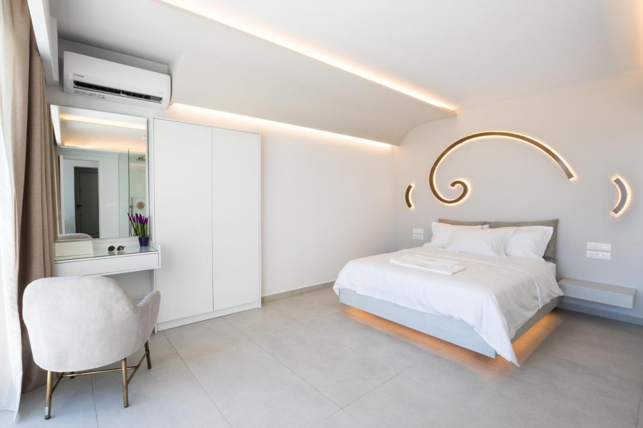 Aros Luxury Villas Lakki  Bagian luar foto