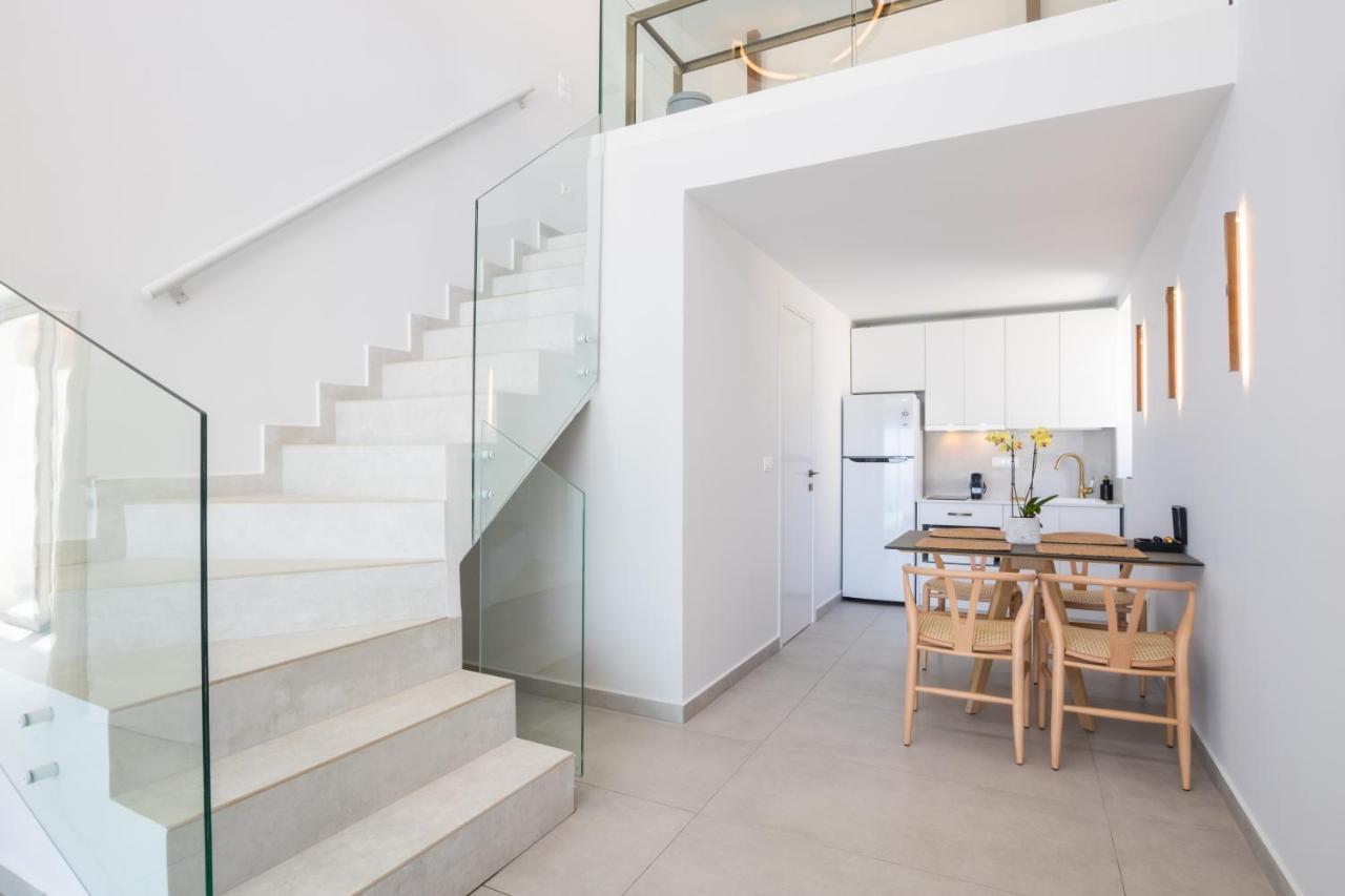Aros Luxury Villas Lakki  Bagian luar foto