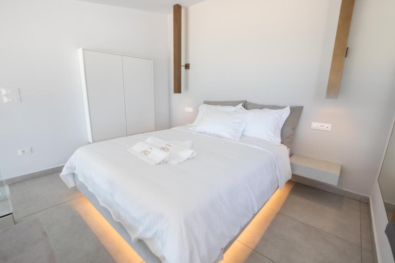 Aros Luxury Villas Lakki  Bagian luar foto